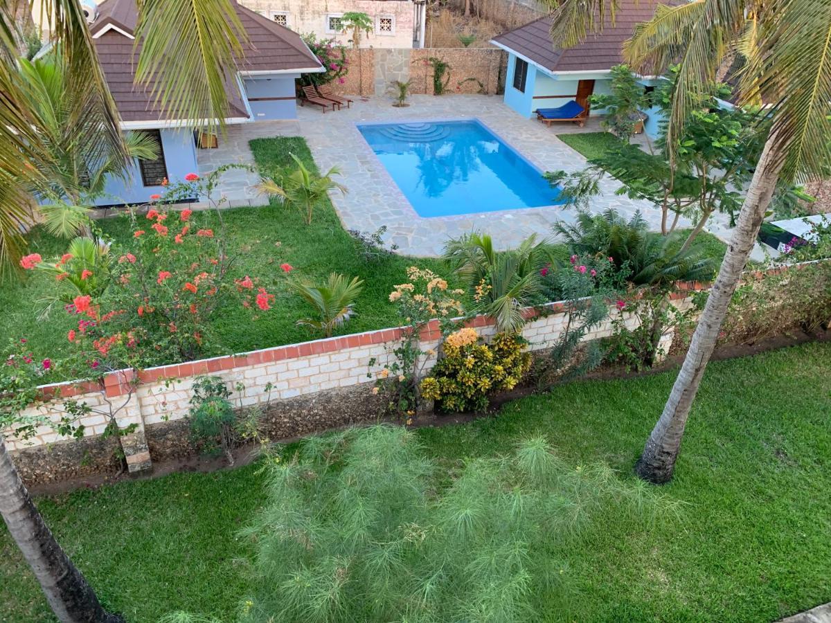 Lions Home Diani Beach Buitenkant foto