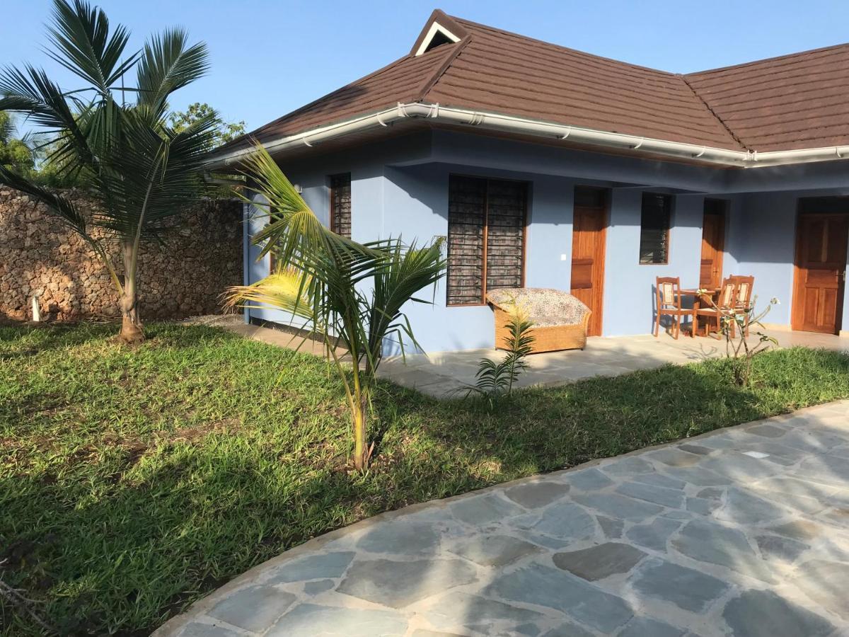 Lions Home Diani Beach Buitenkant foto