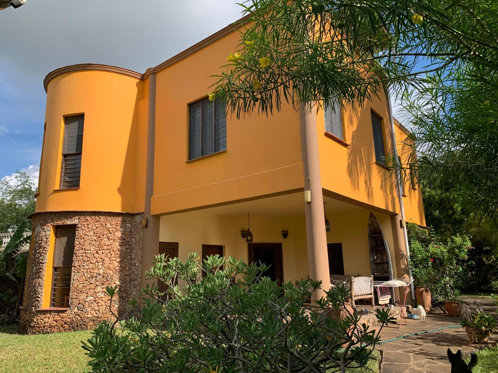 Lions Home Diani Beach Buitenkant foto